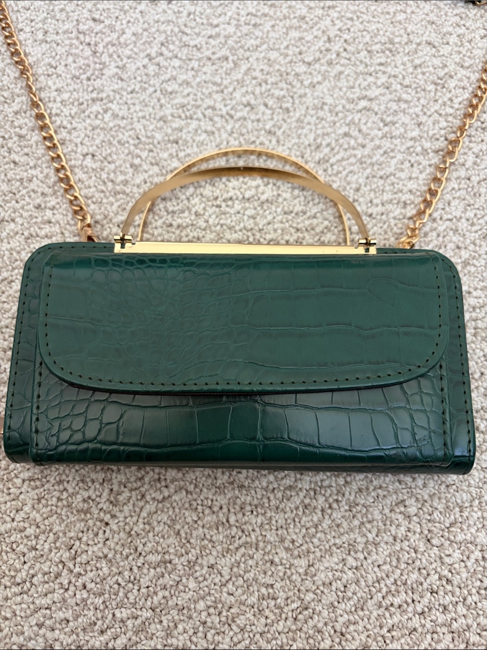 Dark Green Croc-Embossed Chain Shoulder Bag - Picture 5 of 5